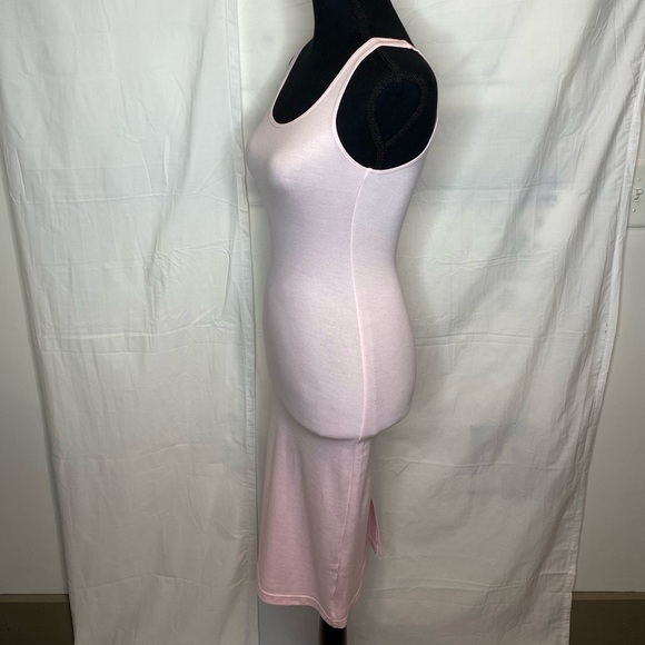 Little Pink Dress - Picture 3 of 6